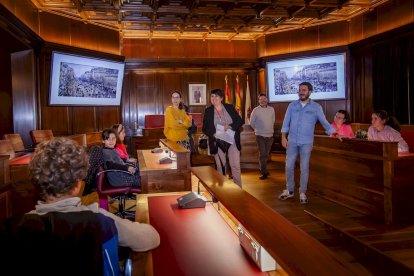 Los pequeños conocieron de primera mano como se trabaja en un pleno