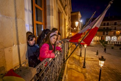 Los pequeños conocieron de primera mano como se trabaja en un pleno