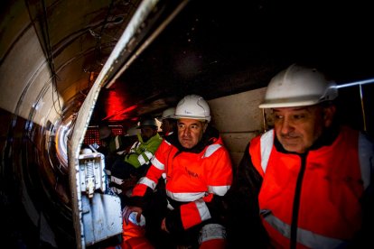 Un equipo de 12 personas perfora los 5 km junto con la tuneladora Saturia