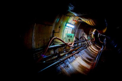 Un equipo de 12 personas perfora los 5 km junto con la tuneladora Saturia
