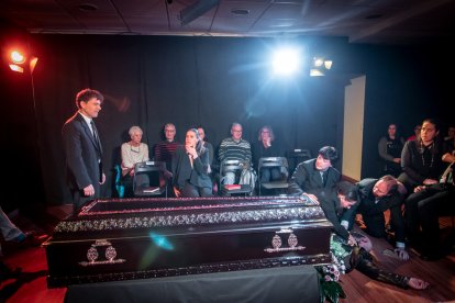 Espectáculo de Un funeral de muerte de La Bo-eme.