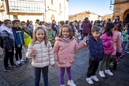 El día de los derechos de la infancia se celebra con una acción solidaria