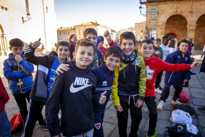 El día de los derechos de la infancia se celebra con una acción solidaria