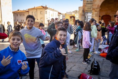 El día de los derechos de la infancia se celebra con una acción solidaria