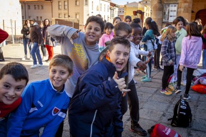 El día de los derechos de la infancia se celebra con una acción solidaria