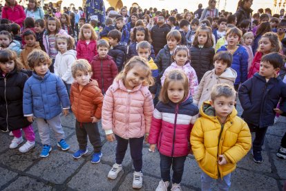 El día de los derechos de la infancia se celebra con una acción solidaria