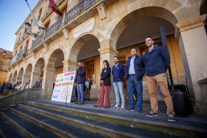 El día de los derechos de la infancia se celebra con una acción solidaria