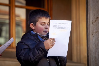 El día de los derechos de la infancia se celebra con una acción solidaria