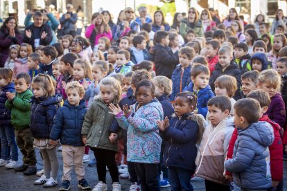 El día de los derechos de la infancia se celebra con una acción solidaria