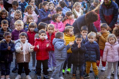 El día de los derechos de la infancia se celebra con una acción solidaria