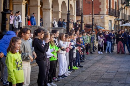 El día de los derechos de la infancia se celebra con una acción solidaria