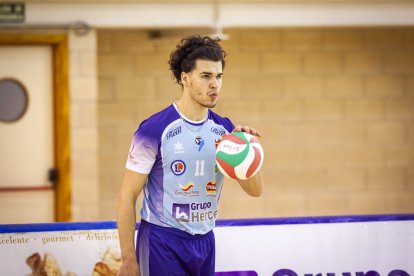 3-1 para el Grupo Herce voley