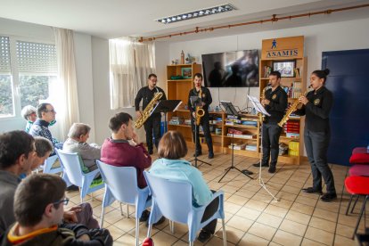 Cuarteto de saxofones en ASAMIS