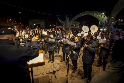 El evento llenó Mariano Granados de espíritu navideño