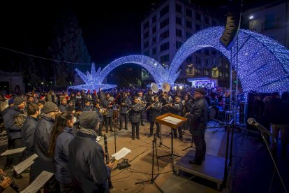 El evento llenó Mariano Granados de espíritu navideño