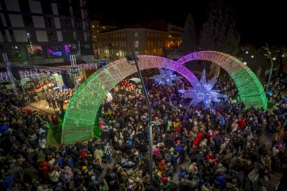 El evento llenó Mariano Granados de espíritu navideño