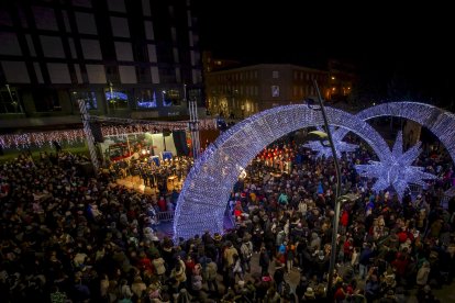 El evento llenó Mariano Granados de espíritu navideño
