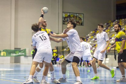 El BM Soria es un lider imparable