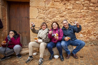 San Esteban se reunió bajo el eslogan: El vino salvará el mundo