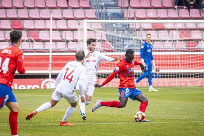Los Pajaritos vuelven a sonreir con el CD Numancia