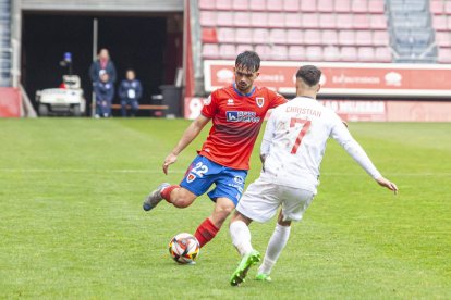 Los Pajaritos vuelven a sonreir con el CD Numancia