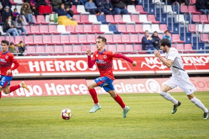 Los Pajaritos vuelven a sonreir con el CD Numancia