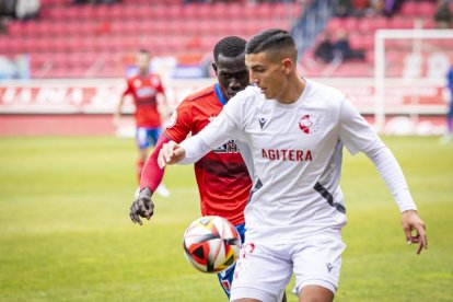 Los Pajaritos vuelven a sonreir con el CD Numancia