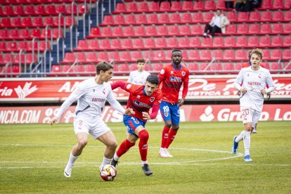 Los Pajaritos vuelven a sonreir con el CD Numancia
