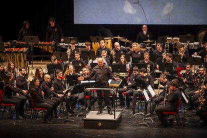 La Banda Municipal de Música interpretó canciones para los más pequeños