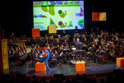 La Banda Municipal de Música interpretó canciones para los más pequeños