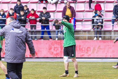 Comunión por reyes entre el equipo y la afición más joven