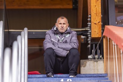 Comunión por reyes entre el equipo y la afición más joven