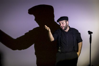 Sombras chinescas de Gonzalo Albiñala en los Cines Mercado