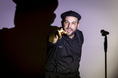 Sombras chinescas de Gonzalo Albiñala en los Cines Mercado