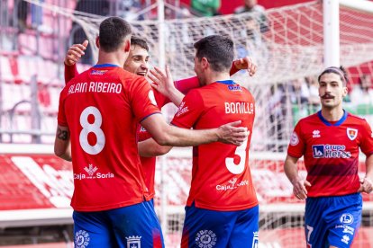Los rojillos fueron muy superiores a su rival