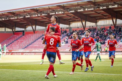 Los rojillos fueron muy superiores a su rival