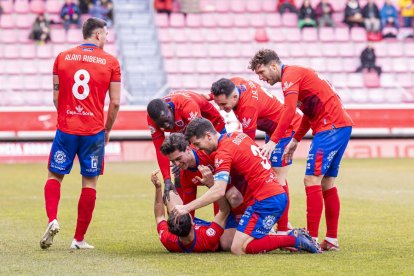 Los rojillos fueron muy superiores a su rival
