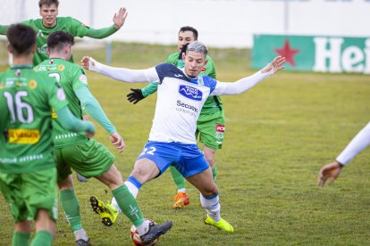 El Astorga se lleva tres goles de su visita a Almazán