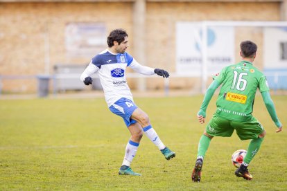 El Astorga se lleva tres goles de su visita a Almazán