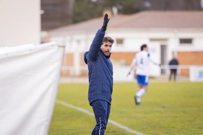 El Astorga se lleva tres goles de su visita a Almazán