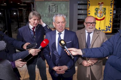 Acto oficial de inauguración en la Avenida Duques de Soria