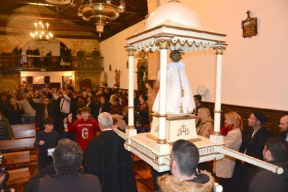 Navaleno baila un año más al Niño Jesús.