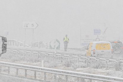 La borrasca Juan ha provocado retenciones y accidentes