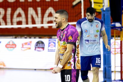 Buen voleibol el desplegado por los celestes de Soria