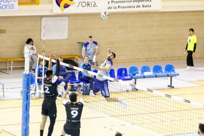 Buen voleibol el desplegado por los celestes de Soria