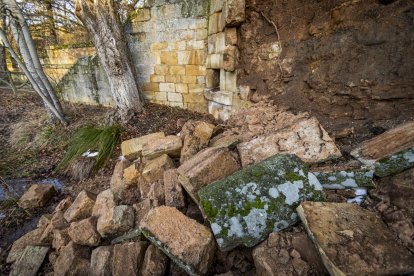 La estructura medieval sufre un daño significativo