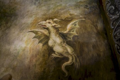 Detalles de los trabajos que están realizando los restauradores