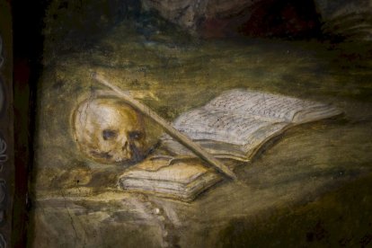 Detalles de los trabajos que están realizando los restauradores