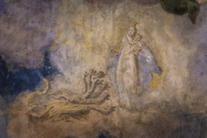 Detalles de los trabajos que están realizando los restauradores