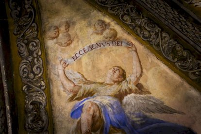 Detalles de los trabajos que están realizando los restauradores